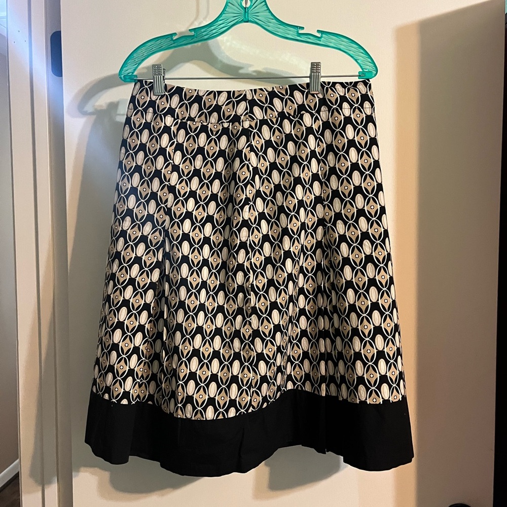 ANN TAYLOR Skirt TOTALLY CUTE OPTIC PRINT Fit Flare size 8